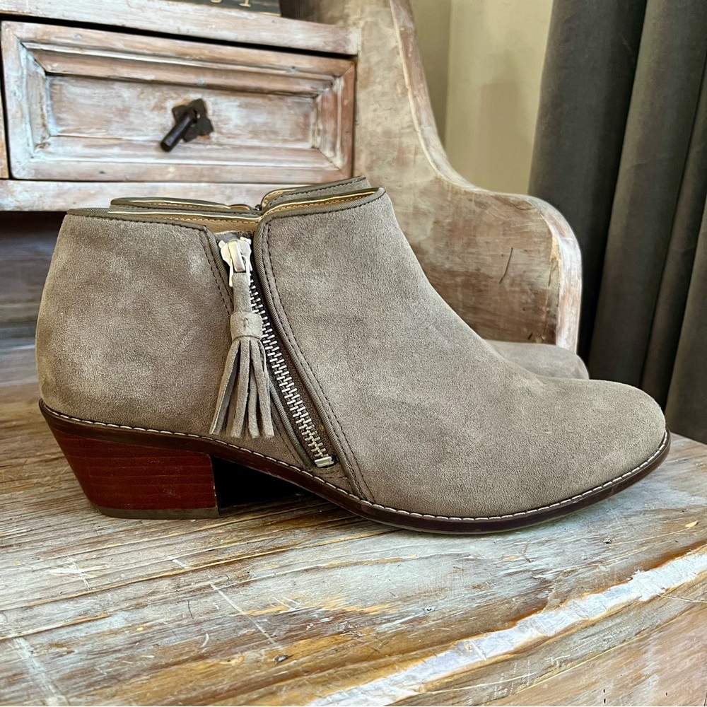 🤍 Vionic Serena Ankle Boots Size 9 Orthotic Support Suede Outer Grey